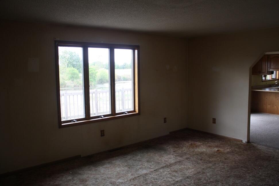 5405 Condensery Road Sheridan, MI 48884 - Photo 13 of 17 IMG_1895