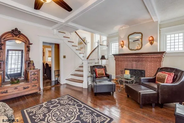 $21,000 | 24 South Vassar Square, Unit JULY, Ventnor City, NJ 08406