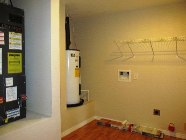 133 East Renoir Road DeFuniak Springs, FL 32433 - Photo 16 of 19 Utility room