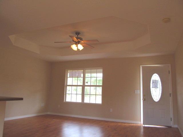 133 East Renoir Road DeFuniak Springs, FL 32433 - Photo 5 of 19 Living room