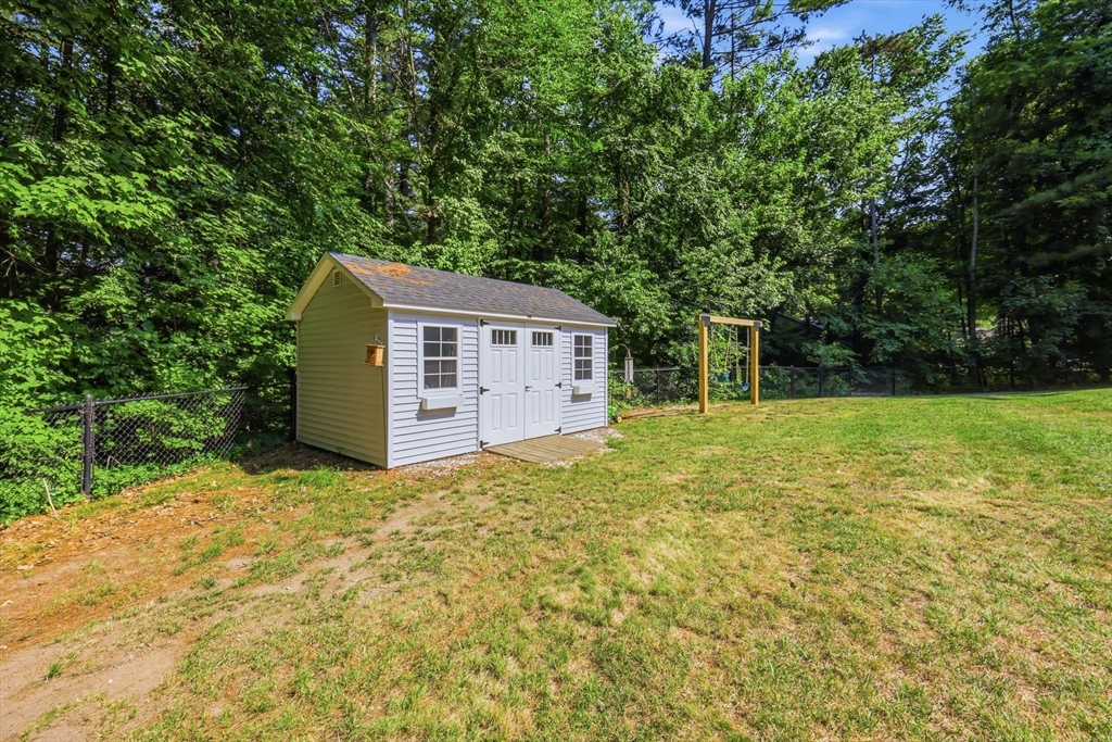 175 Pontoosic Road Westfield, MA 01085 - Photo 35 of 38