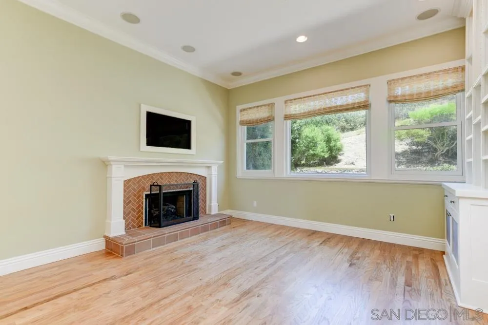 2737 MacKinnon Ranch Road Cardiff, CA 92007 - Photo 4 of 17 Gallery Image 4