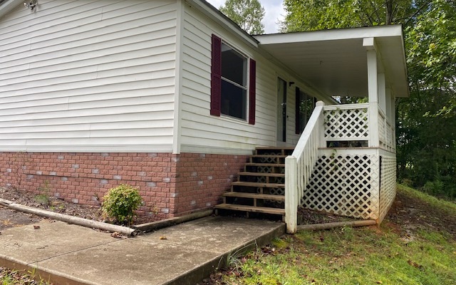 7029 West Union Road Young Harris, GA 30582 - Photo 1 of 4 Main View