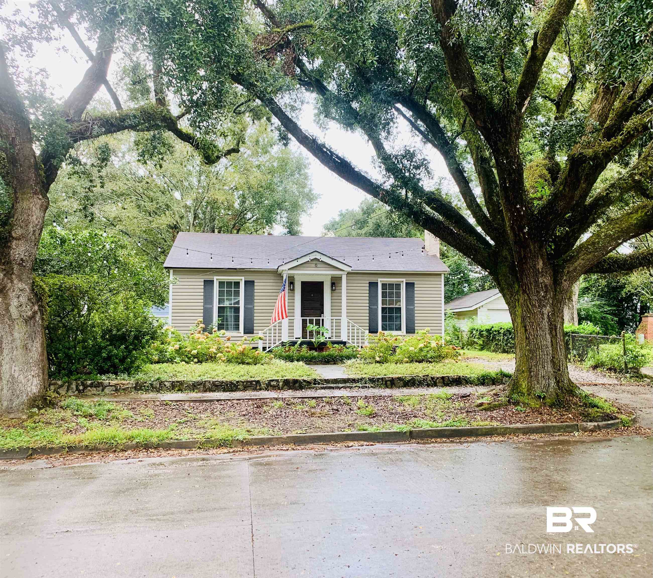 6 Kirby Street Mobile, AL 36607 - Photo 1 of 38