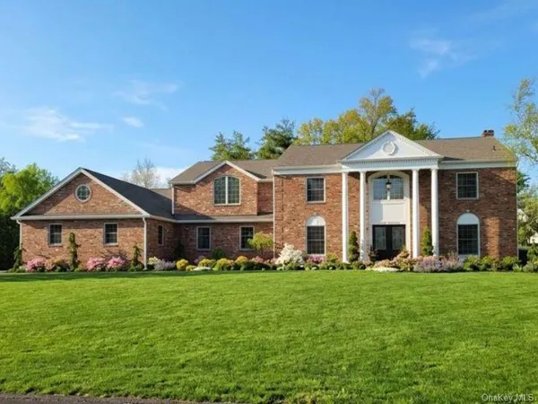 $1,800,000 | 8 Tor Terrace, New City, NY 10956