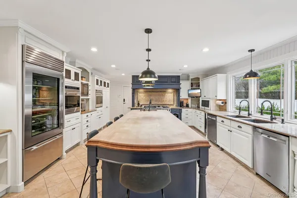 $1,800,000 | 8 Tor Terrace, New City, NY 10956