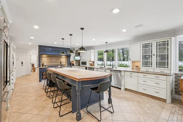 $1,800,000 | 8 Tor Terrace, New City, NY 10956