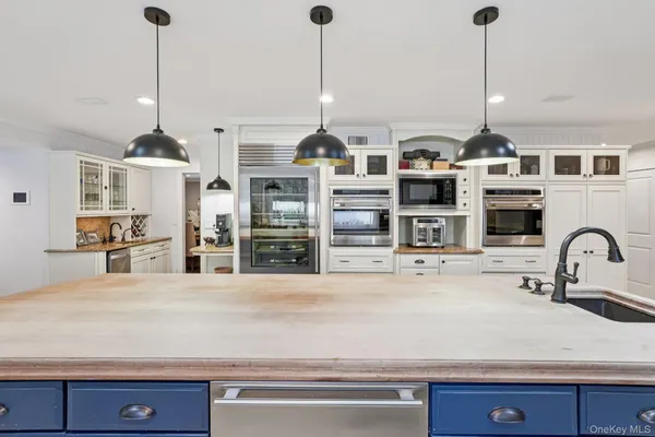 $1,800,000 | 8 Tor Terrace, New City, NY 10956