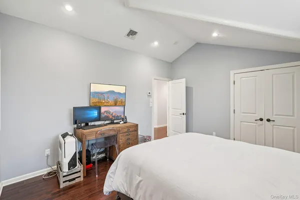 $1,800,000 | 8 Tor Terrace, New City, NY 10956