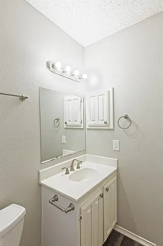 $2,295 | 6704 Wesson Drive, Plano, TX 75023