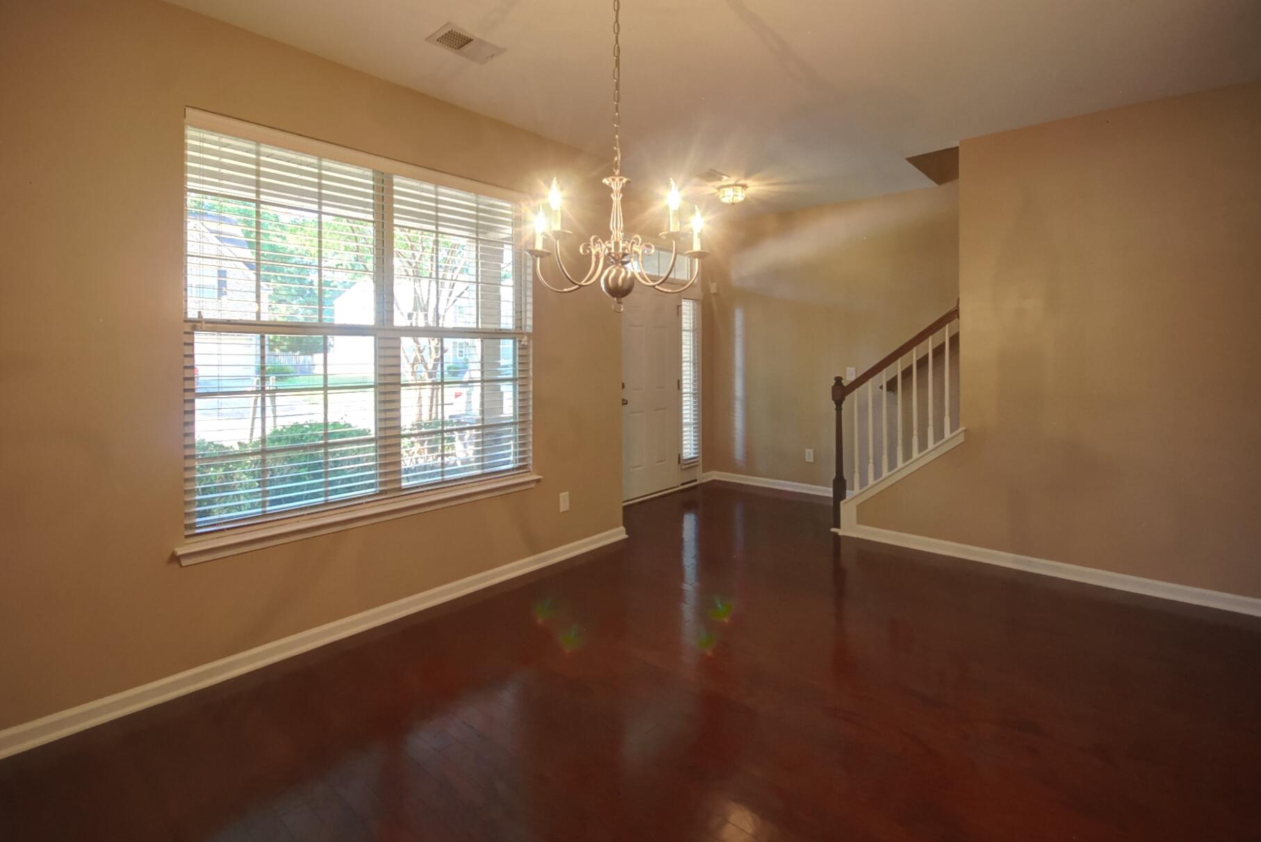 132 Hickory Ridge Way Summerville, SC 29483 - Photo 4 of 41 DSC_5581_2_3_Fusion-Natural