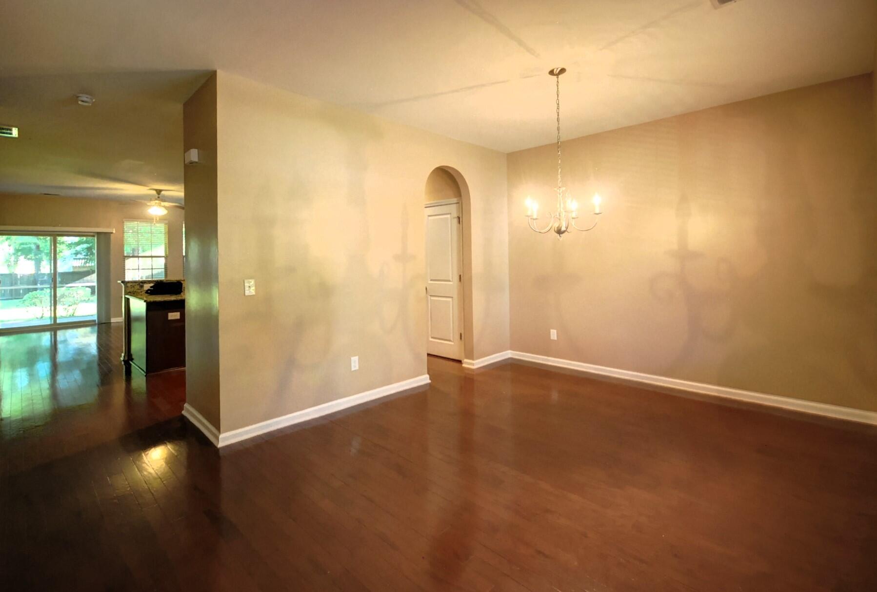 132 Hickory Ridge Way Summerville, SC 29483 - Photo 5 of 41 DSC_5572_3_4_Fusion-Natural