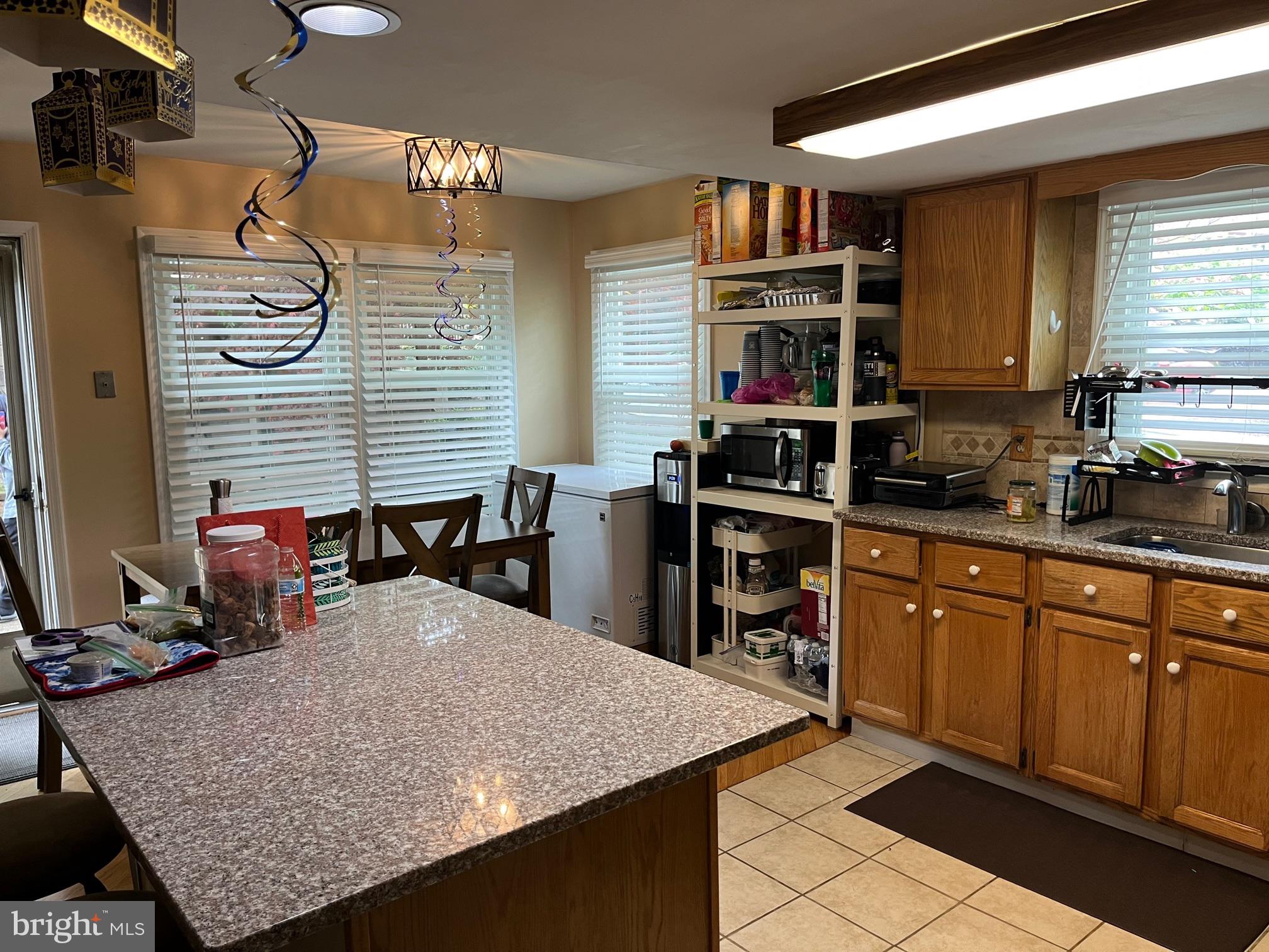 93 Beacon Square Chesterbrook, PA 19087 - Photo 5 of 17 Kitchen island