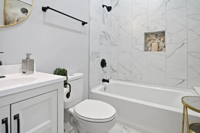 $284,900 | 6616 South Normal Boulevard, Chicago, IL 60621