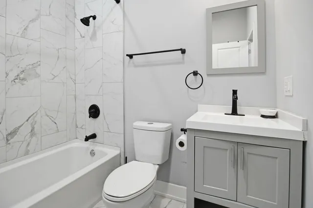 $284,900 | 6616 South Normal Boulevard, Chicago, IL 60621