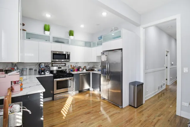 $284,900 | 6616 South Normal Boulevard, Chicago, IL 60621