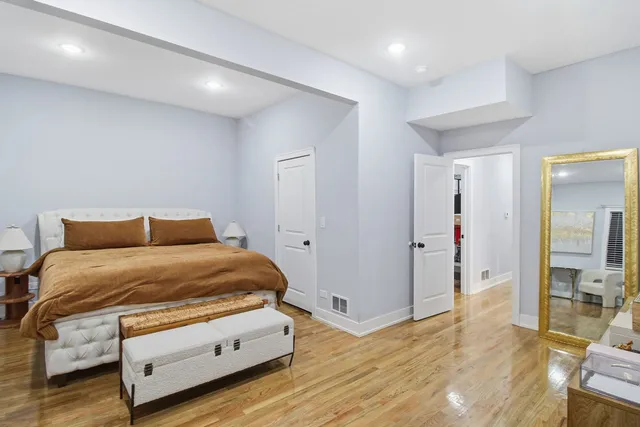 $284,900 | 6616 South Normal Boulevard, Chicago, IL 60621