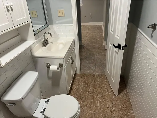 $1,800 | 2716 Riverland Drive, Chalmette, LA 70043