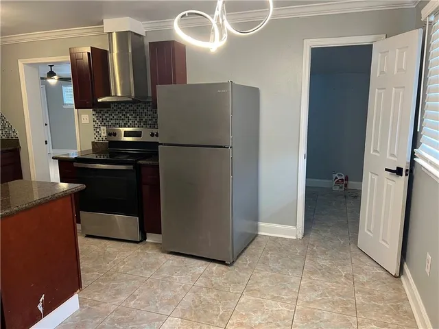 $1,800 | 2716 Riverland Drive, Chalmette, LA 70043