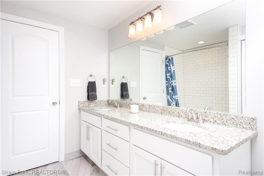 800 Willard Avenue Rochester Hills, MI 48307 - Photo 22 of 41