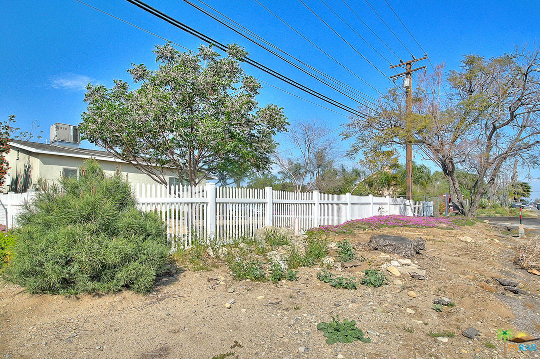 14246 Arrow Route Fontana, CA 92335 - Photo 8 of 42 Gallery Image 8