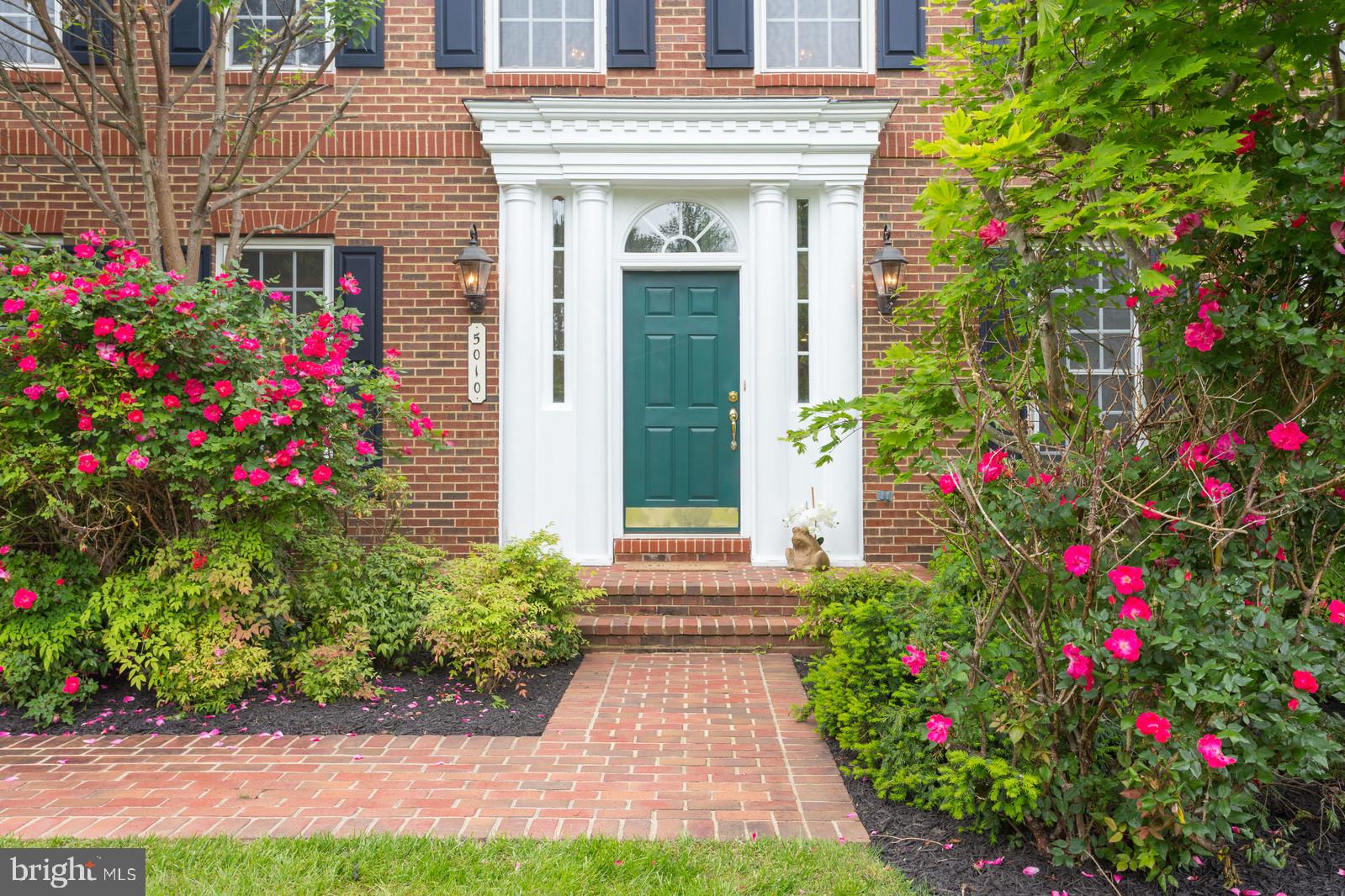 5010 Devin Green Lane Fairfax, VA 22030 - Photo 4 of 53 Welcome!