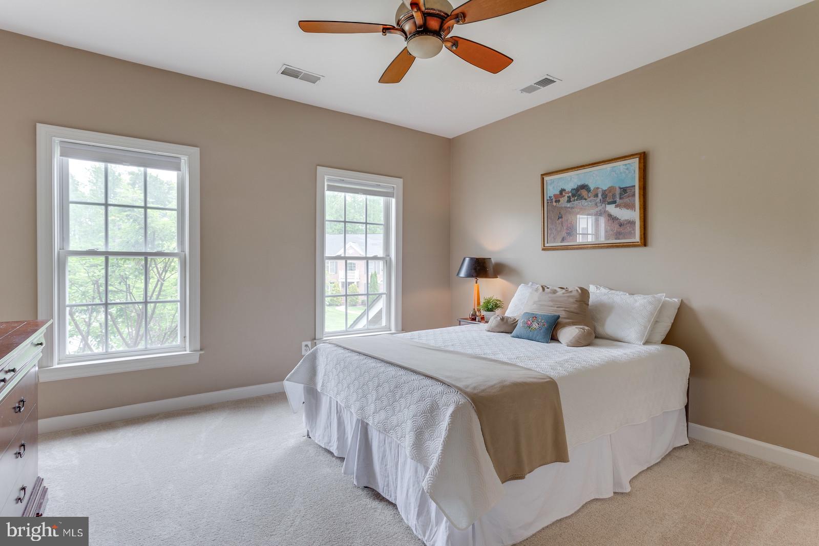 5010 Devin Green Lane Fairfax, VA 22030 - Photo 40 of 53 4th bedroom