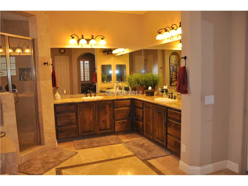 515 Crestway Road Henderson, NV 89015 - Photo 8 of 24 Master Bath/Spa.