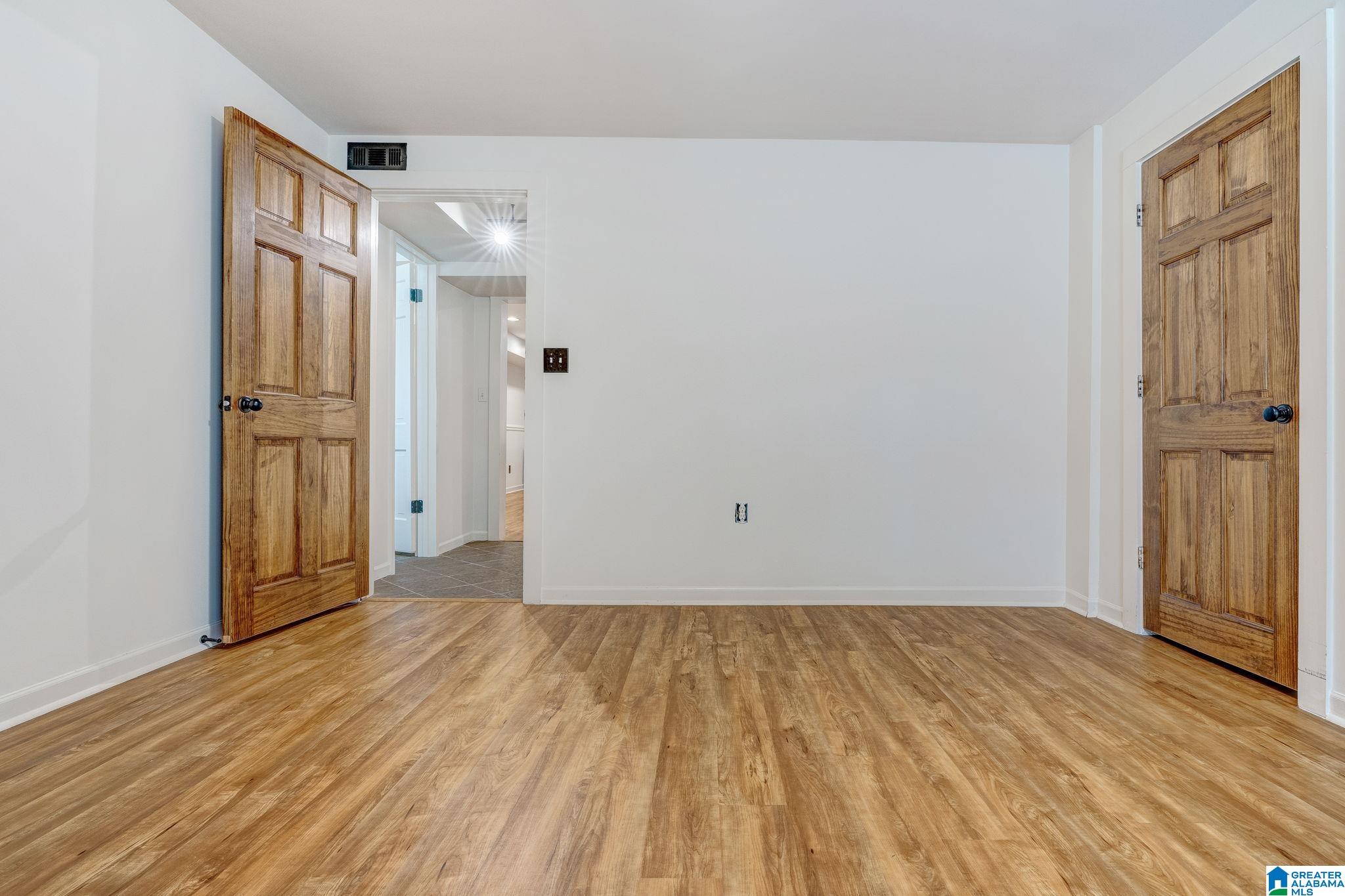 3741 North Woodridge Road Birmingham, AL 35223 - Photo 44 of 60