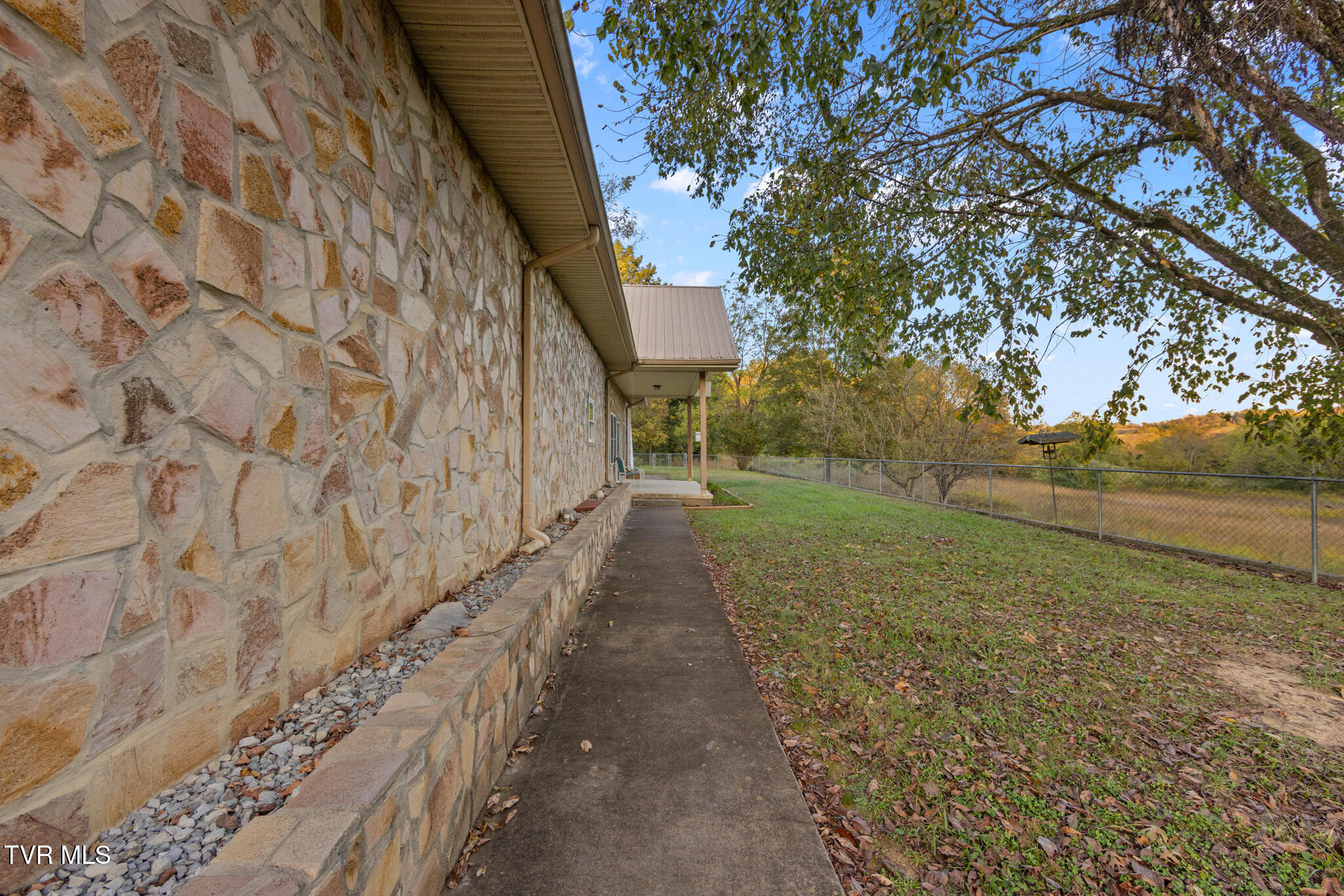 645 Elmwood Road Midway, TN 37809 - Photo 20 of 38 Midway-19