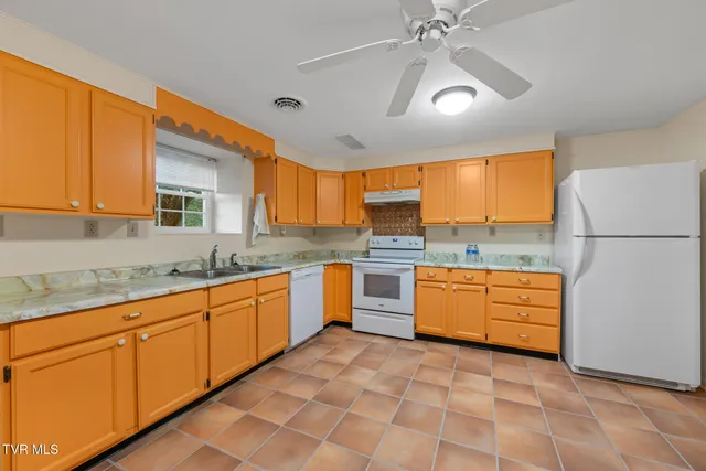 $359,000 | 645 Elmwood Road, Midway, TN 37809