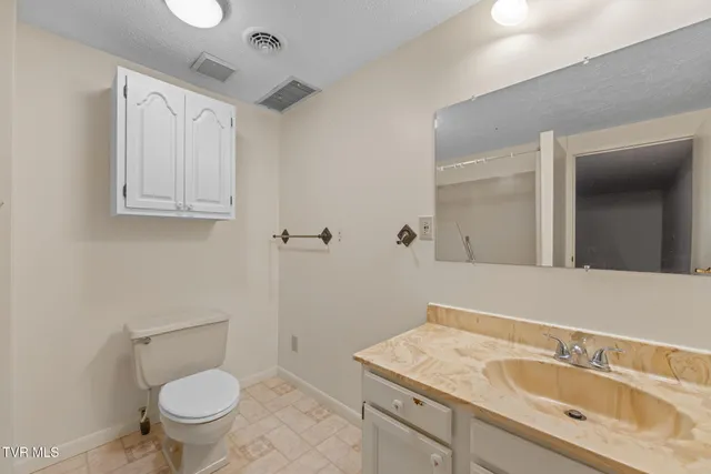 $359,000 | 645 Elmwood Road, Midway, TN 37809