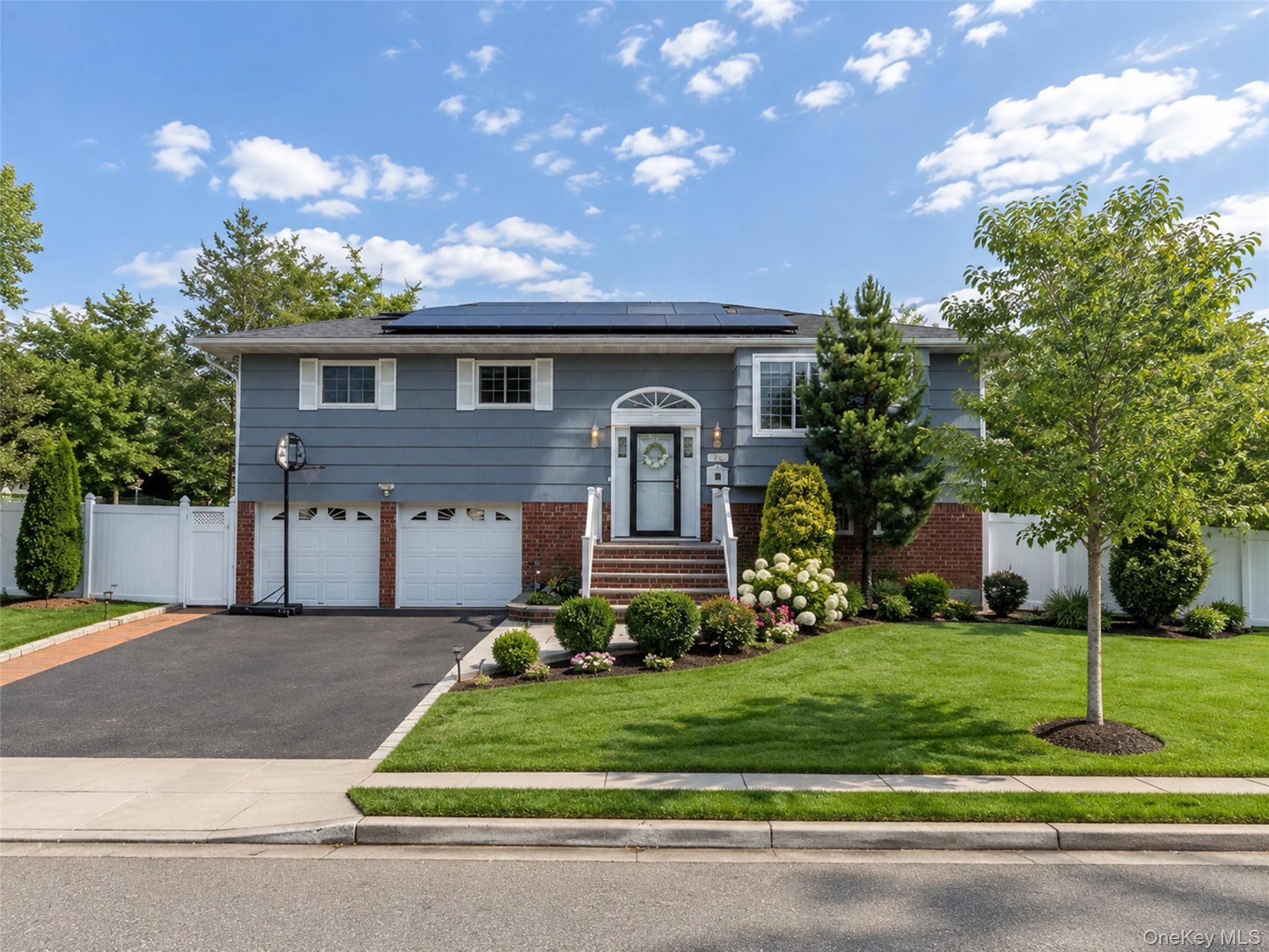 46 Convent Road Syosset, NY 11791 - Photo 1 of 17 Gallery Image 1