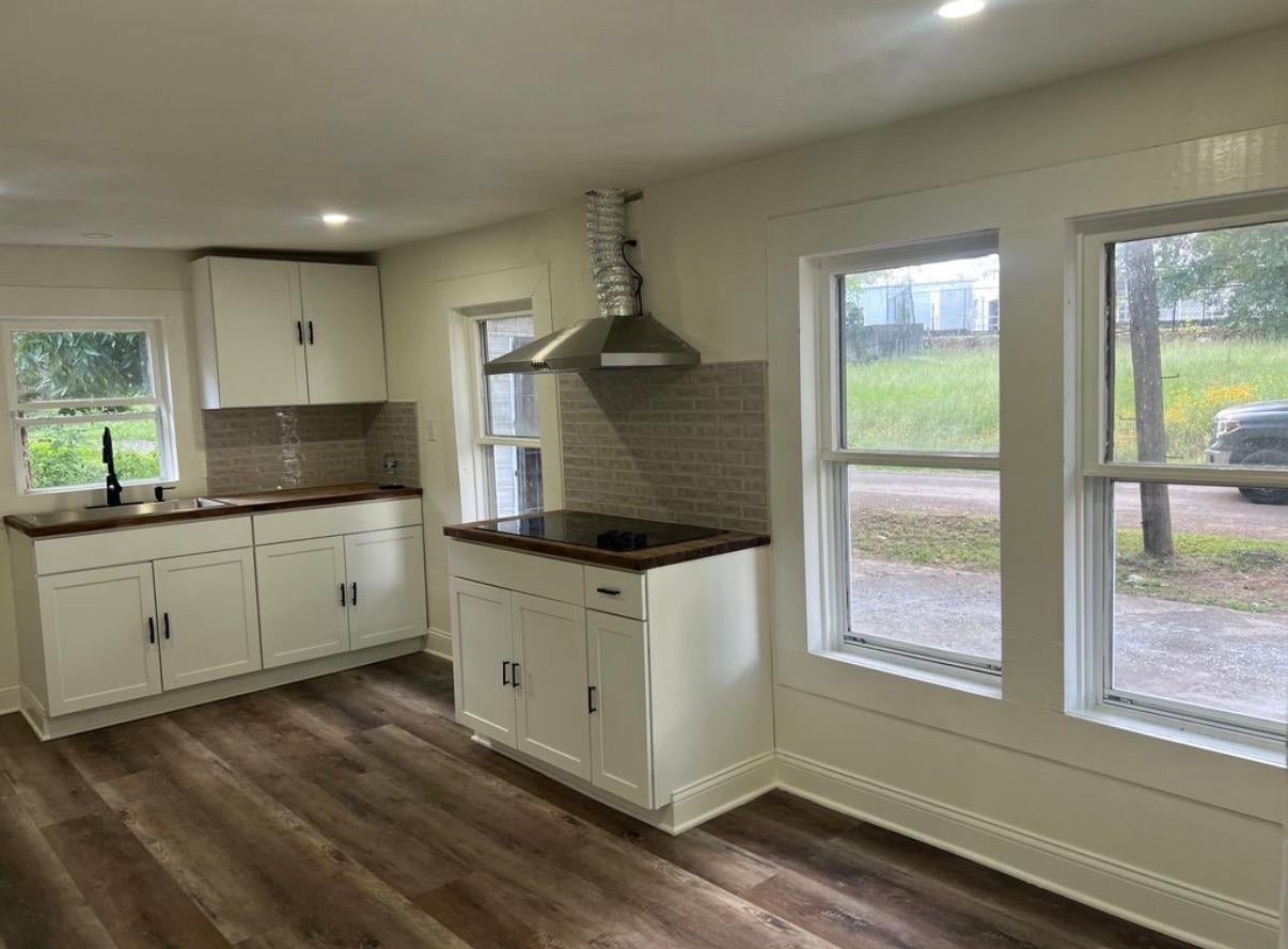 108 Brown Street Longview, TX 75601 - Photo 3 of 13 Gallery Image 3