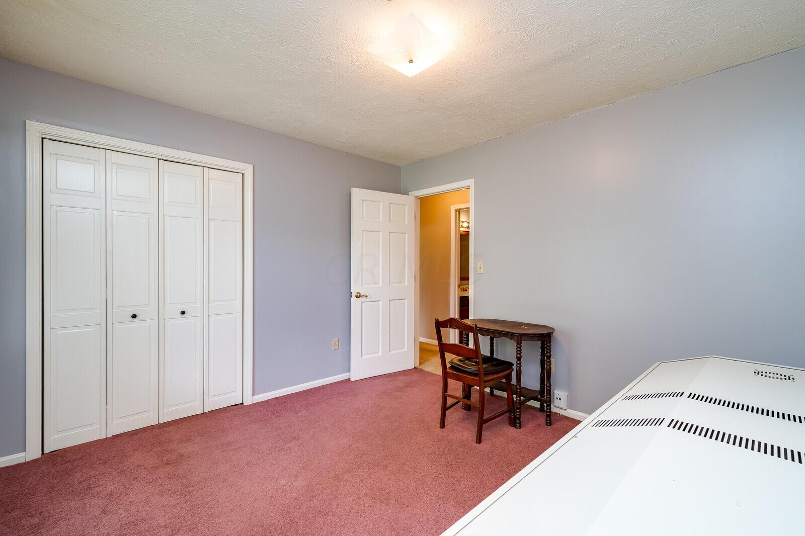 5562 Decker Road Franklin, OH 45005 - Photo 20 of 36 Guest Bedroom 3