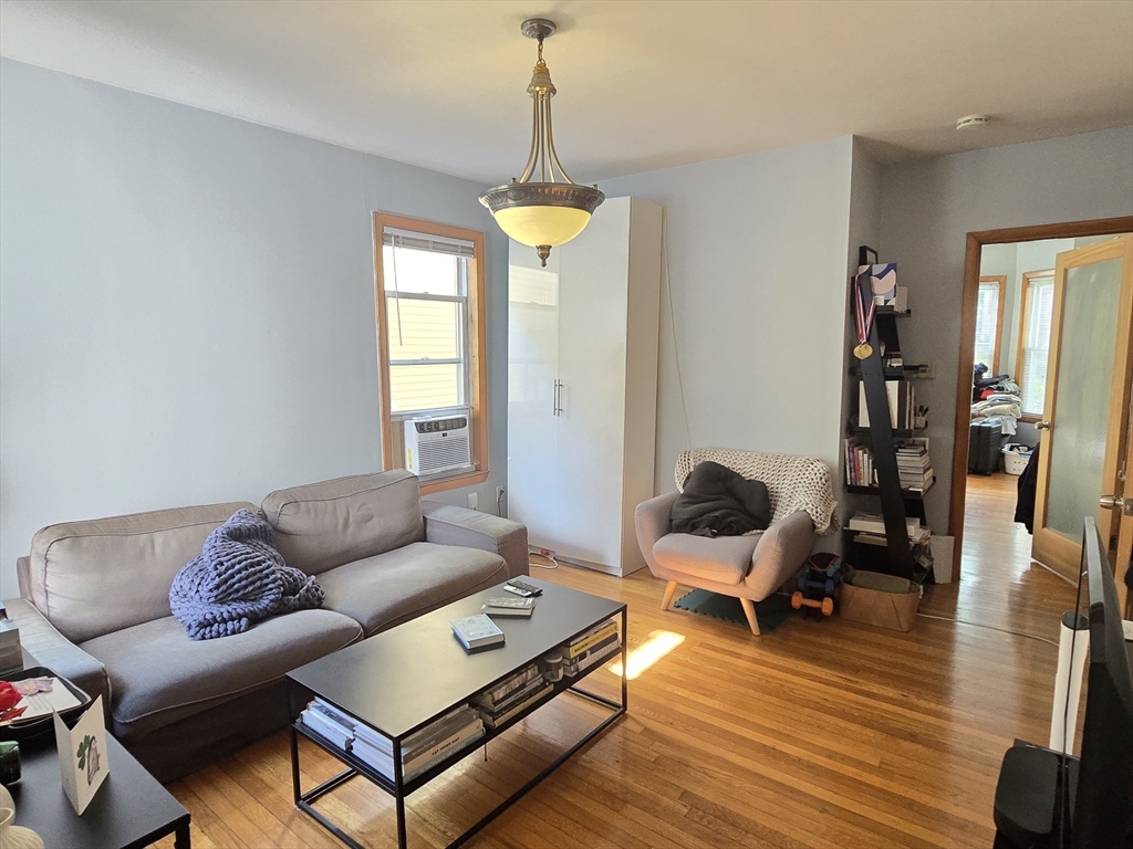 28 Bardwell Street, Unit 1 Boston, MA 02130 - Photo 14 of 26