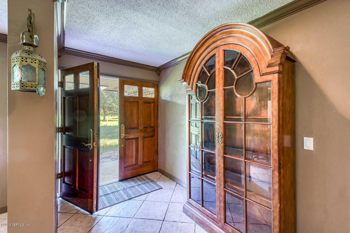 645 Harris Fish Camp Road Crescent City, FL 32112 - Photo 5 of 44 foyer
