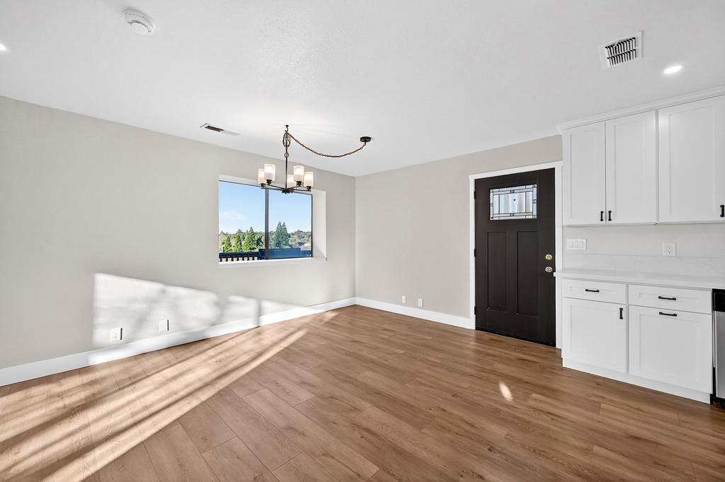 3901 Luneman Road Placerville, CA 95667 - Photo 14 of 56 a bedroom with a bed and a dresser