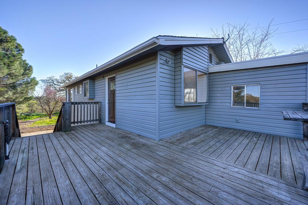 3901 Luneman Road Placerville, CA 95667 - Photo 27 of 56 a view of wooden deck