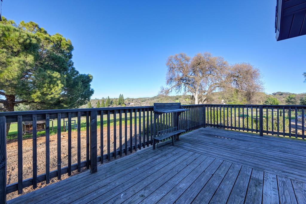 3901 Luneman Road Placerville, CA 95667 - Photo 29 of 56 a view of a balcony with wooden floor