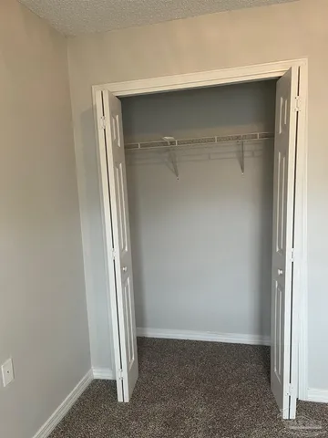 $269,900 | 5574 Huntleigh Place, Gulf Breeze, FL 32563