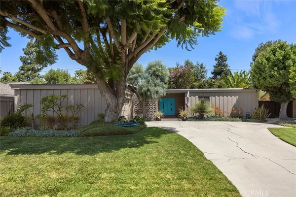 $1,325,000 | 17881 Arbolada Way, Tustin, CA 92780