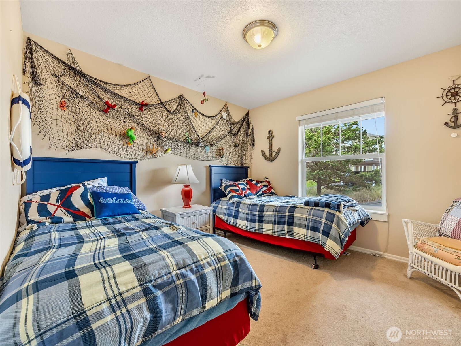 316 7th Street Southwest, Unit 13 Long Beach, WA 98631 - Photo 8 of 33