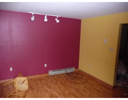8 Thenius Street Worcester, MA 01607 - Photo 2 of 6 Gallery Image 2