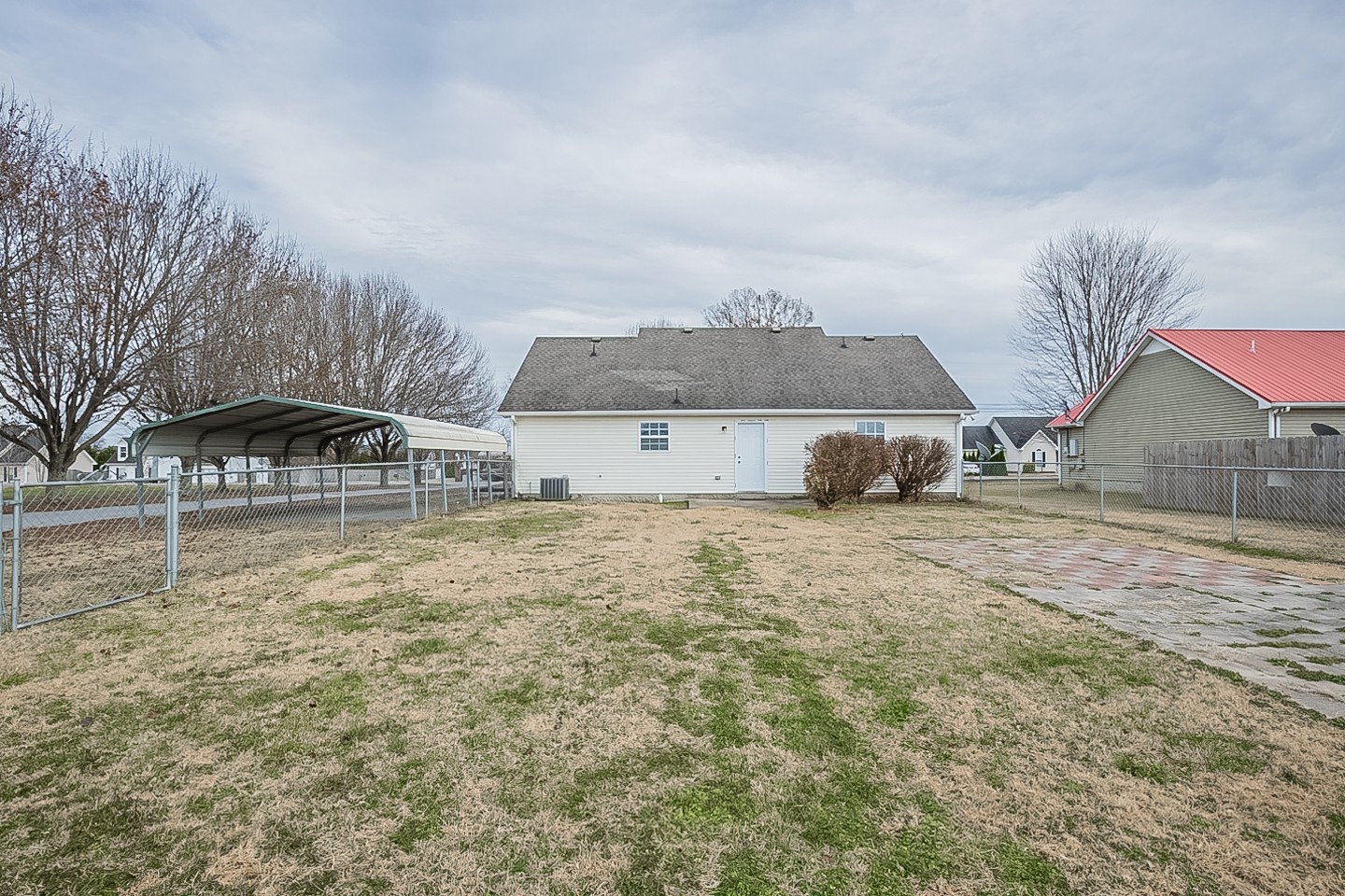 692 Crescent Road Murfreesboro, TN 37128 - Photo 23 of 23 a front view of house with yard and car parked