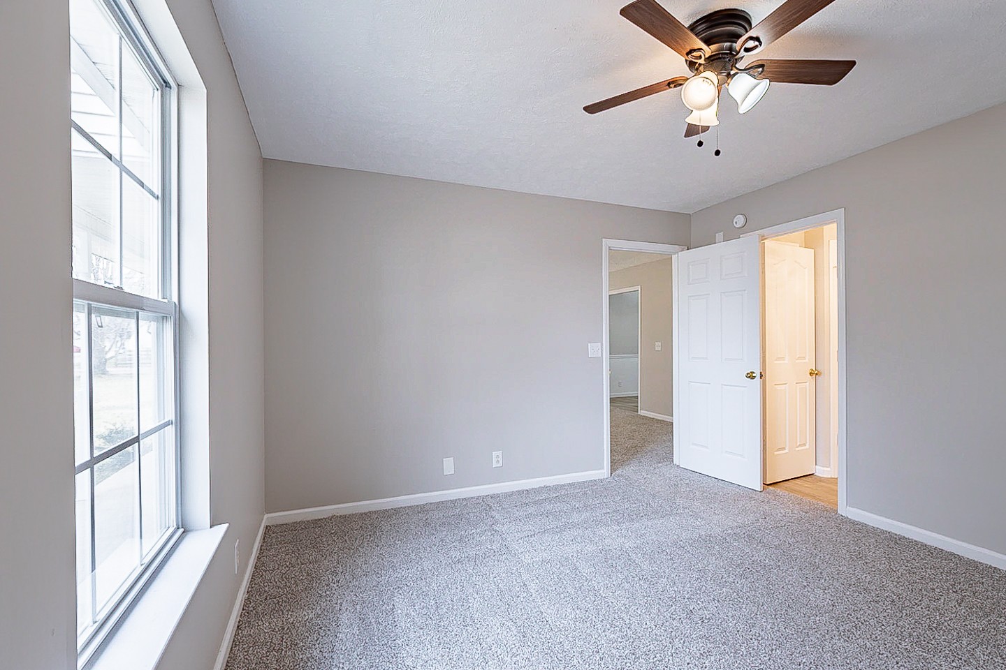 692 Crescent Road Murfreesboro, TN 37128 - Photo 9 of 23 a view of an empty room with a window