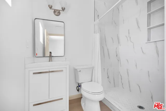 $2,900 | 1118 West 110th Street, Unit B, Los Angeles, CA 90044