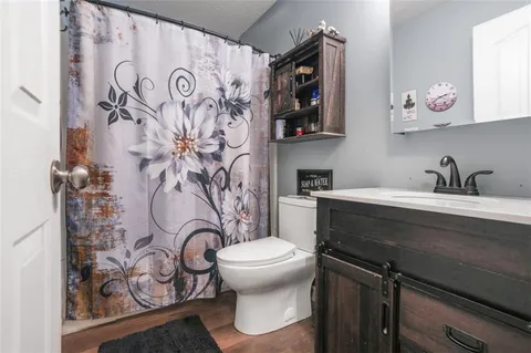 $499,900 | 587 Kimble Drive, Glenshaw, PA 15116