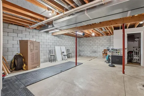 $499,900 | 587 Kimble Drive, Glenshaw, PA 15116