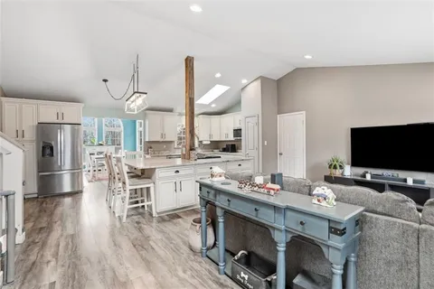 $499,900 | 587 Kimble Drive, Glenshaw, PA 15116